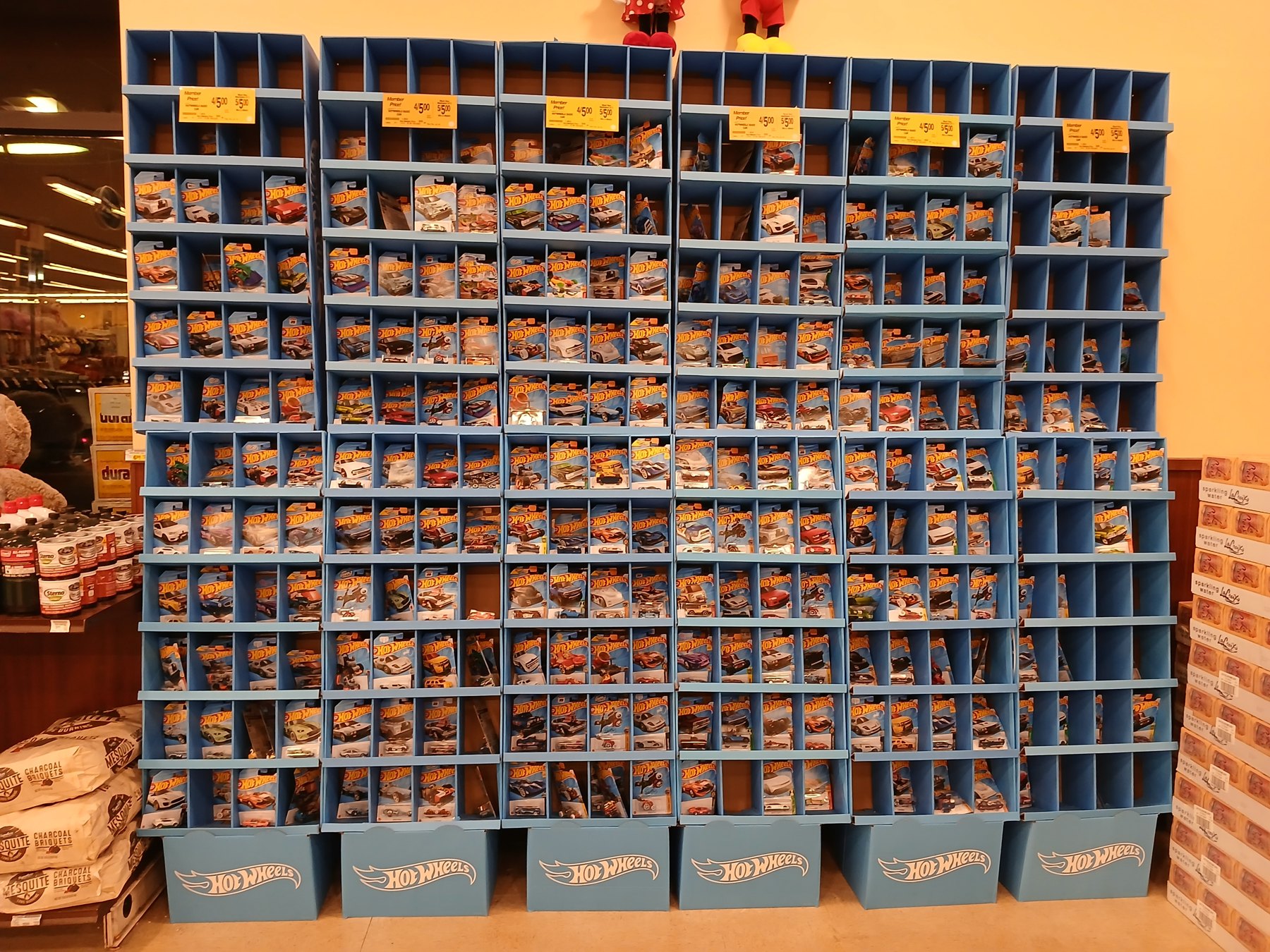 Hot Wheels Super Treasure Hunt: So erkennst du die seltenen Modelle im Geschäft